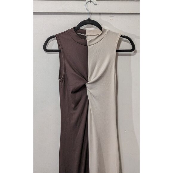 SHEIN Dresses & Skirts - SHEIN two toned ribbed mock neck dress M